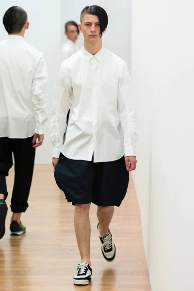 Look 39